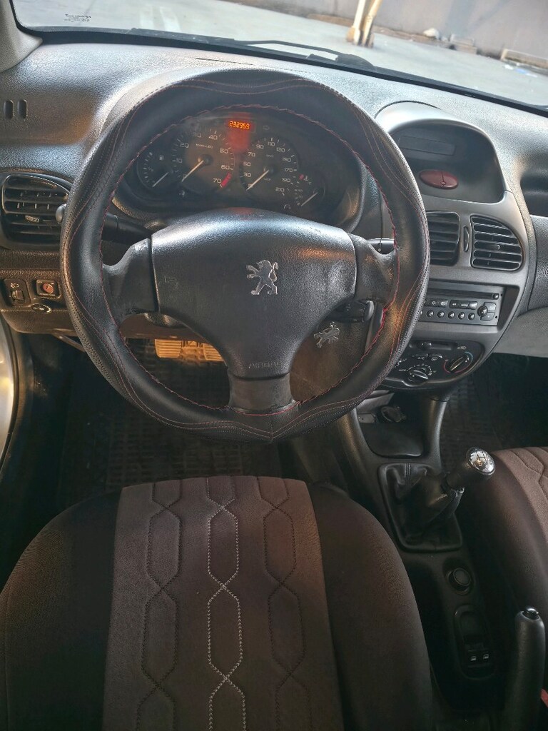 2006 model peugeot 206 - 7