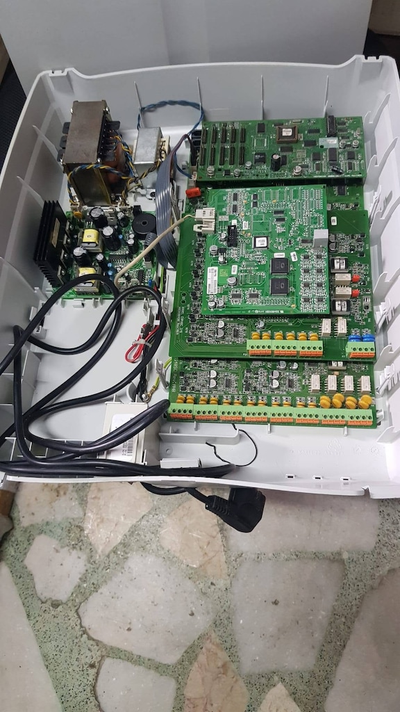 KAREL MS48C 6-18 ROBOTLU TELEFON SANTRALI SERVIS TEN - 2