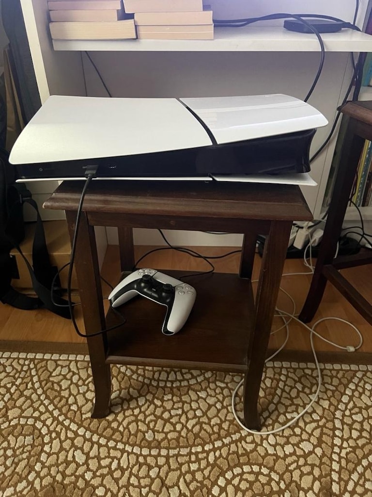 SATILIK PLAYSTATION 5 SLIM DIGITAL + 2 KOL + ŞARJ İSTASYONU - 7
