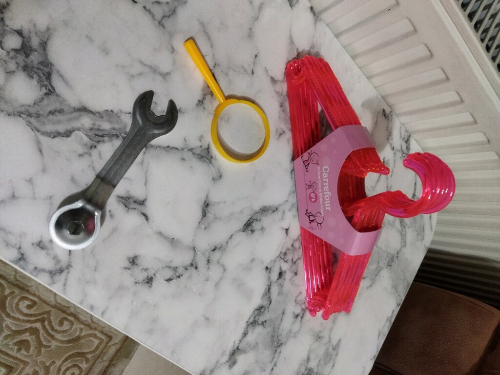 Canlı pembe çocuk askı seti büyüteç ve tamir anahtarı - 5