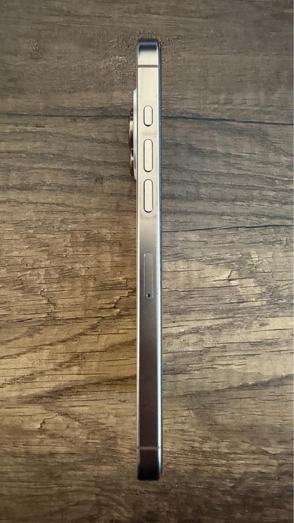 iPhone 16 Pro Max Çöl Titanyumu 256 gb - 4