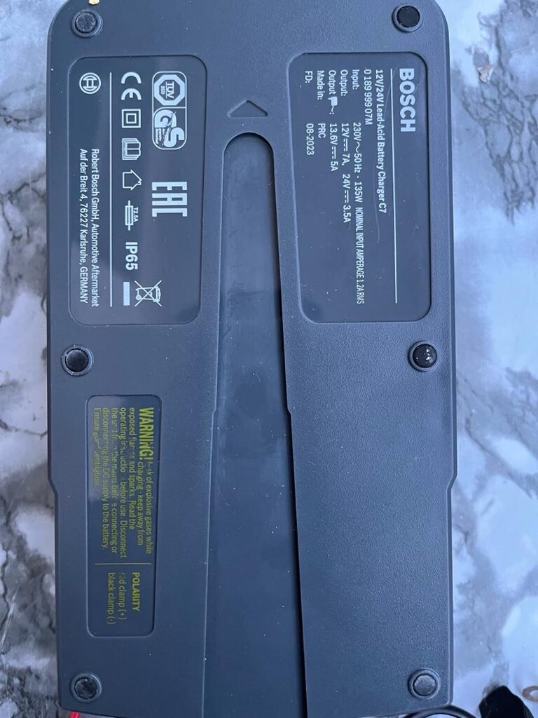 Bosch C7 Akü Sarj Cihazı - 2