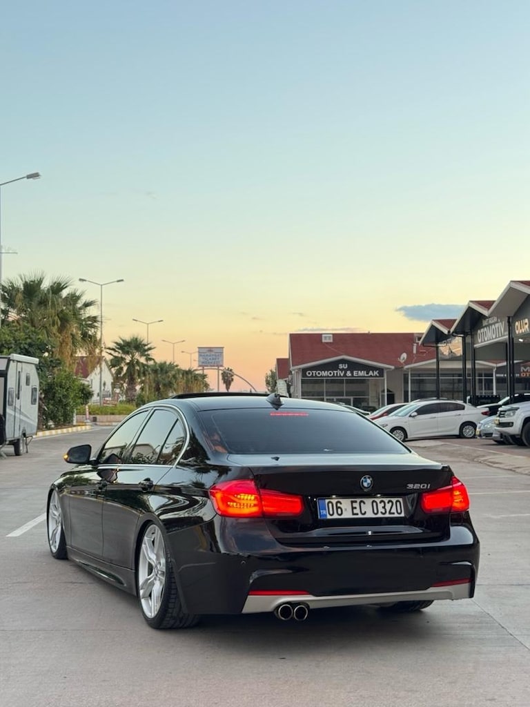 bmw 320i - 10