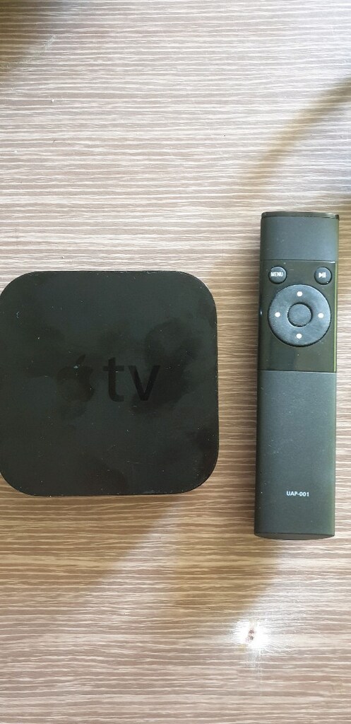 Apple TV 3. Nesil (Model A1427) + Kumanda ve Kabloları Tam Set