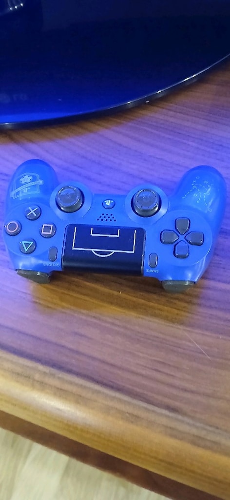Uygunundan playstation 4 ve desenli 2 kol - 2