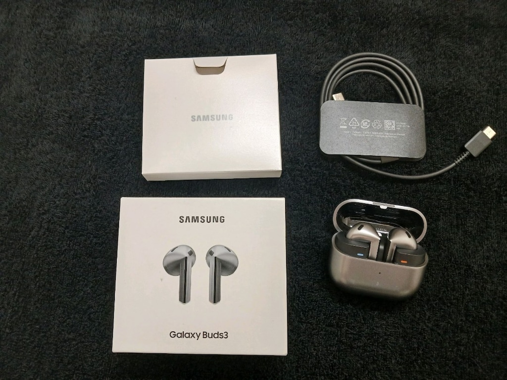 Kutulu Faturalı Garantili Sıfır Samsung Galaxy Buds 3