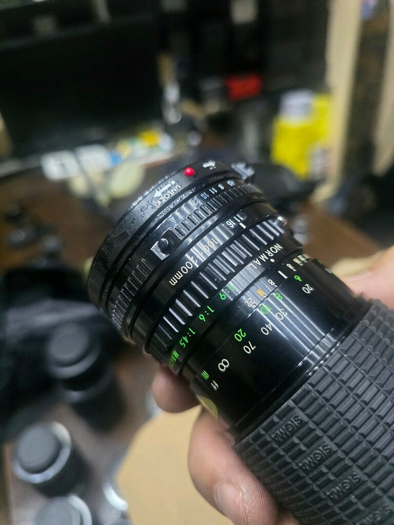 Canon FD - Sigma 100-200mm f4.5 ANALOG - 4