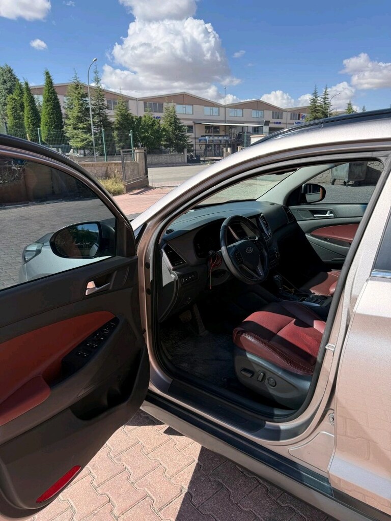tucson 2015 hatasız boyasız 4*4 lpg li - 10