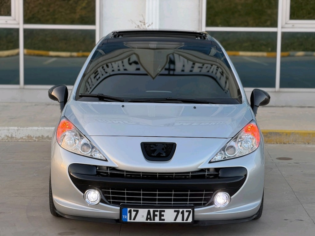 Peugeot 207 1.6 Cam Tavanlı - 2