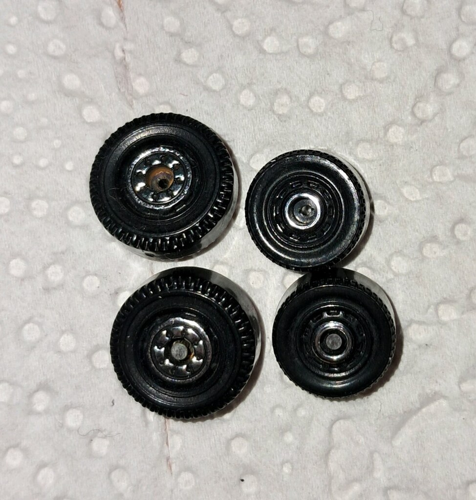 Hot wheels-Matchbox'tan çıkma regular plastik jantlar - 5