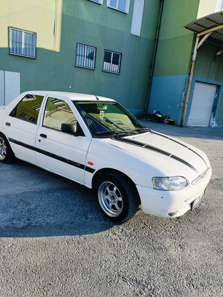 ford escort - 3