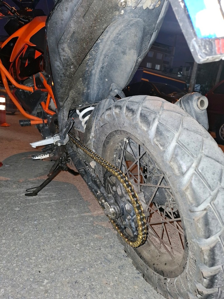 TAKASLI KTM 390 ADV SW BOL HEDİYELİ HATASIZ KELEPİR İLK GELEN ALIR - 7