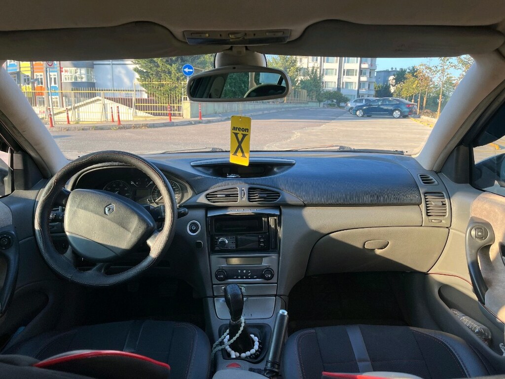 2003 laguna2 1.6 16 valf aciliyet durumu var - 8