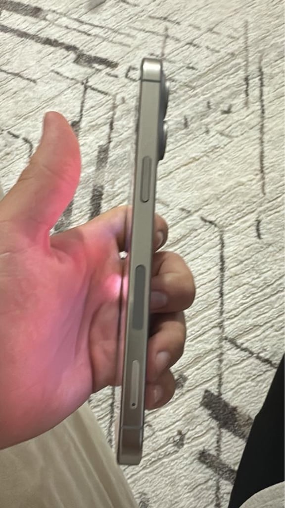 iPhone 15 Pro Max - 3