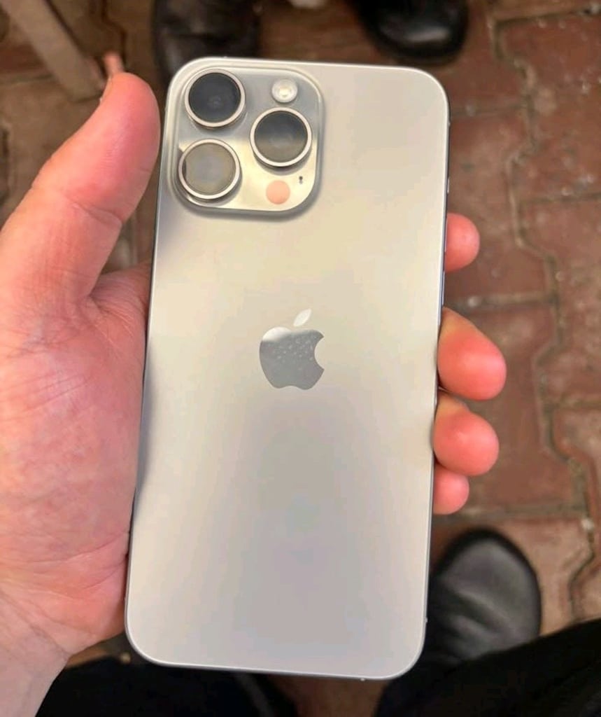 İLK SAHİBİNDEN İPhone 15 PRO MAX