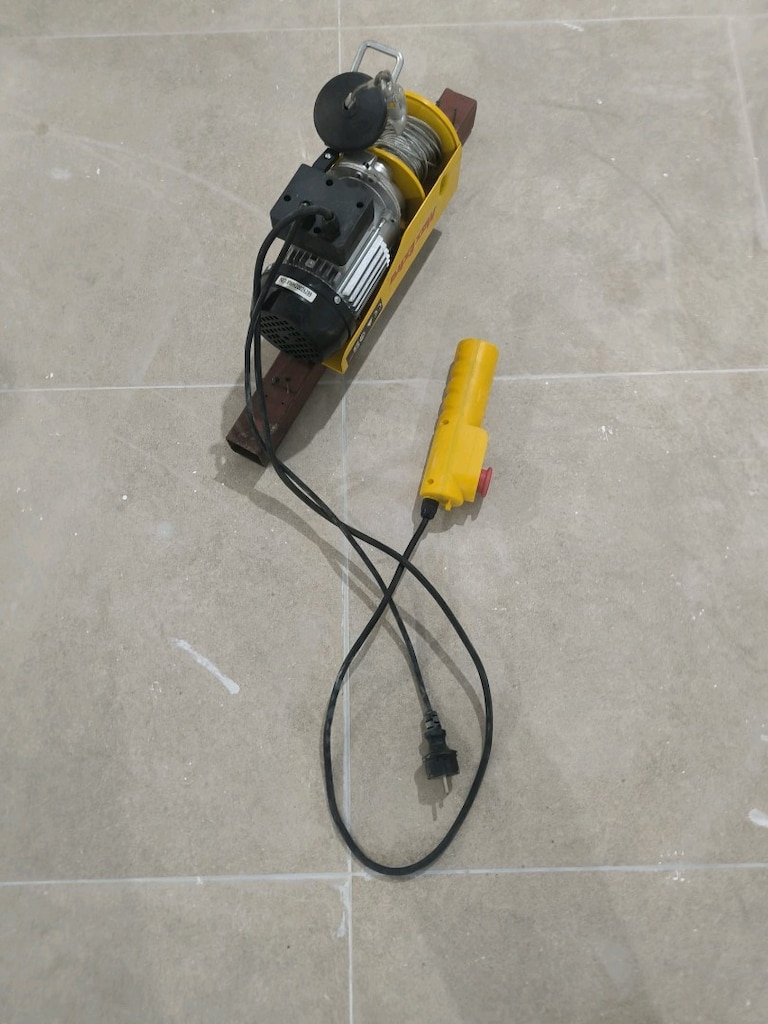 Mini Elektrikli Kumandalı Vinç - 5