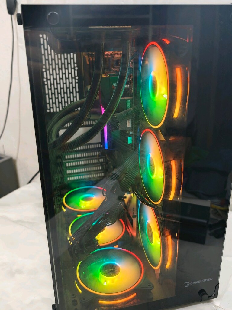 Ryzen 9 7900X3D 1 TB SSD 32 GB DDR5 RAM - 4