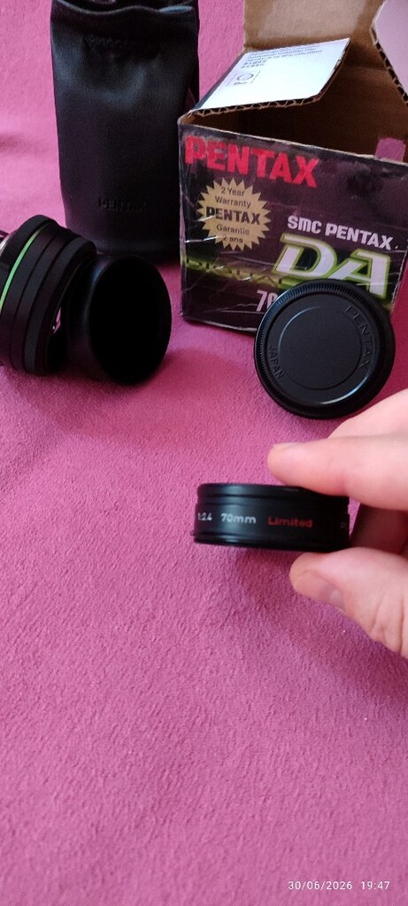 pentax da 70mm f2.4 limited kutulu 25000tl - 12