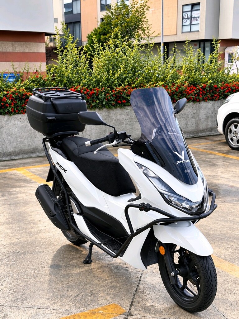 HONDA PCX 125 2024 MODEL 10 BİN KM DE BAKIMLI MASRAFSIZ - 2