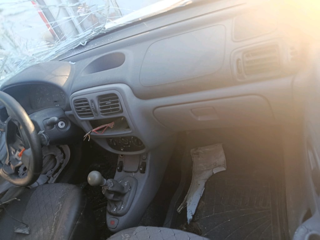 reno sembol 1.4 benzinli motor şanzıman mekanik - 3