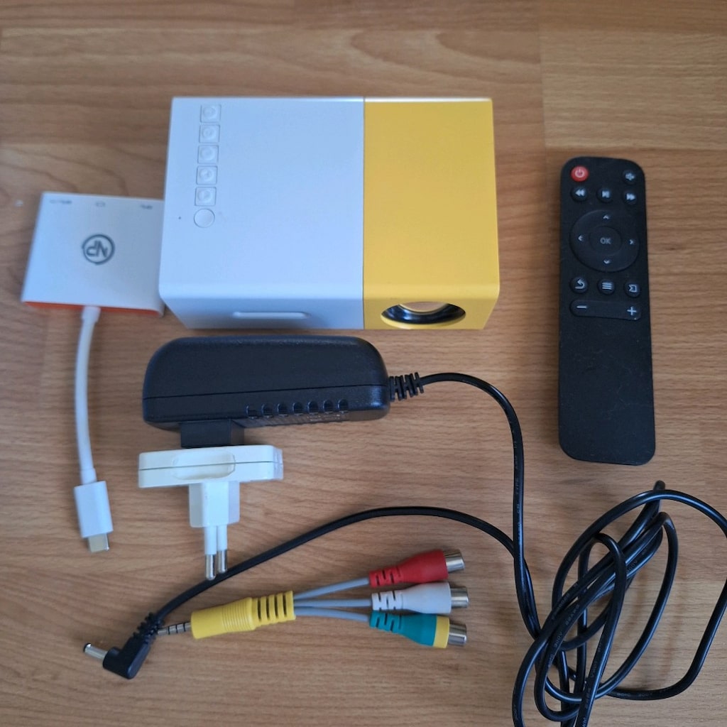 Mini Led projector - 4