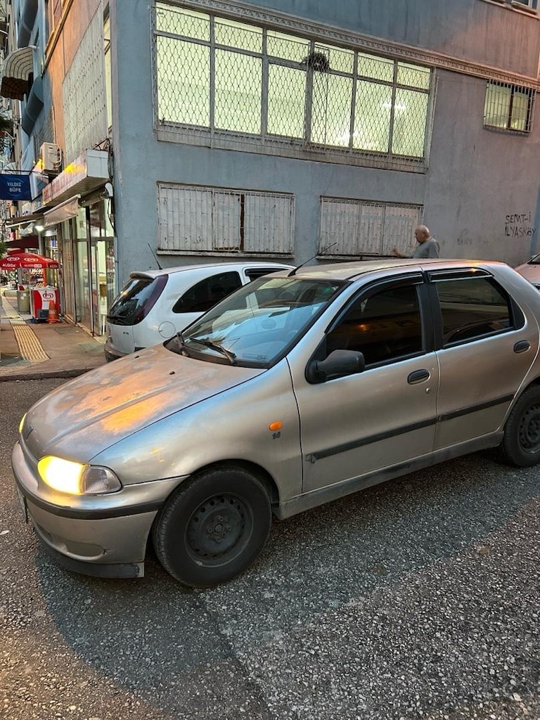 Palio 2000 model 1.4 EL - 2