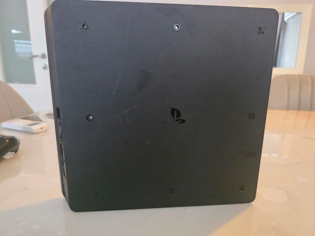 ps4 slim kas 500 GB temiz - 2