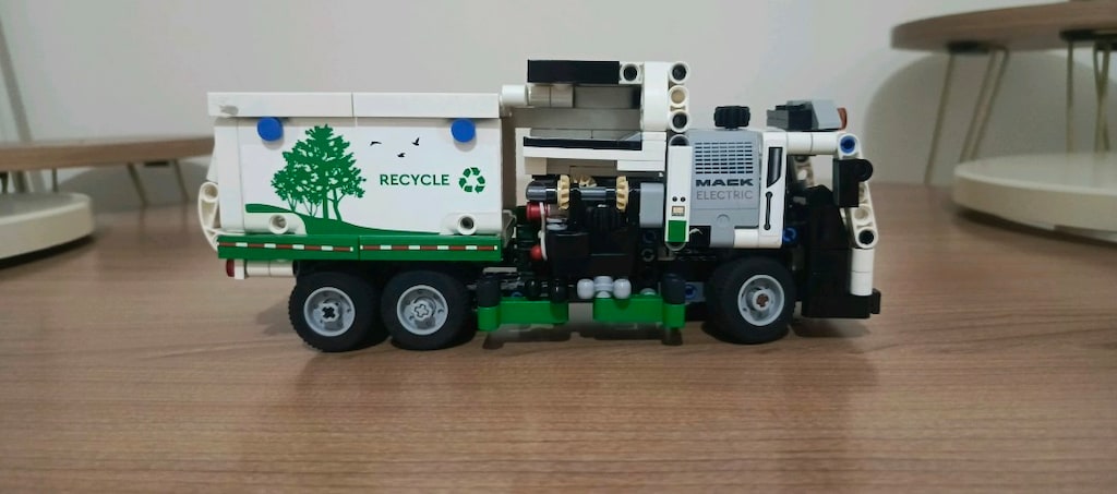 42167 Lego technic çöp kamyonu - 2