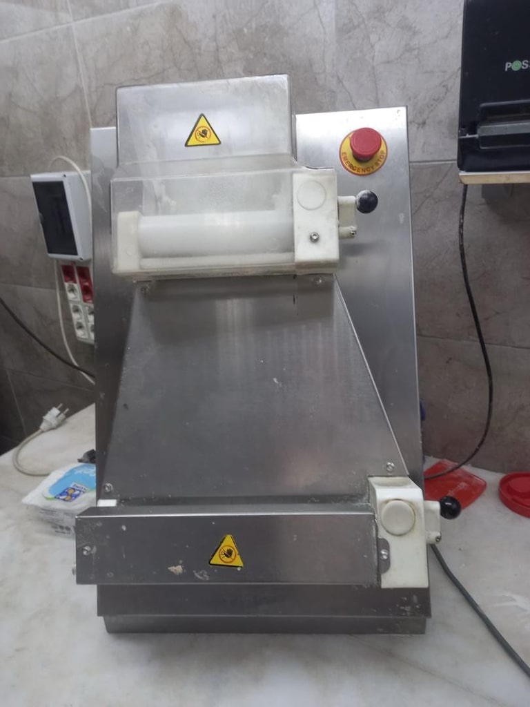 ACİL SATILIK HAMUR AÇMA MAKİNASI - 5