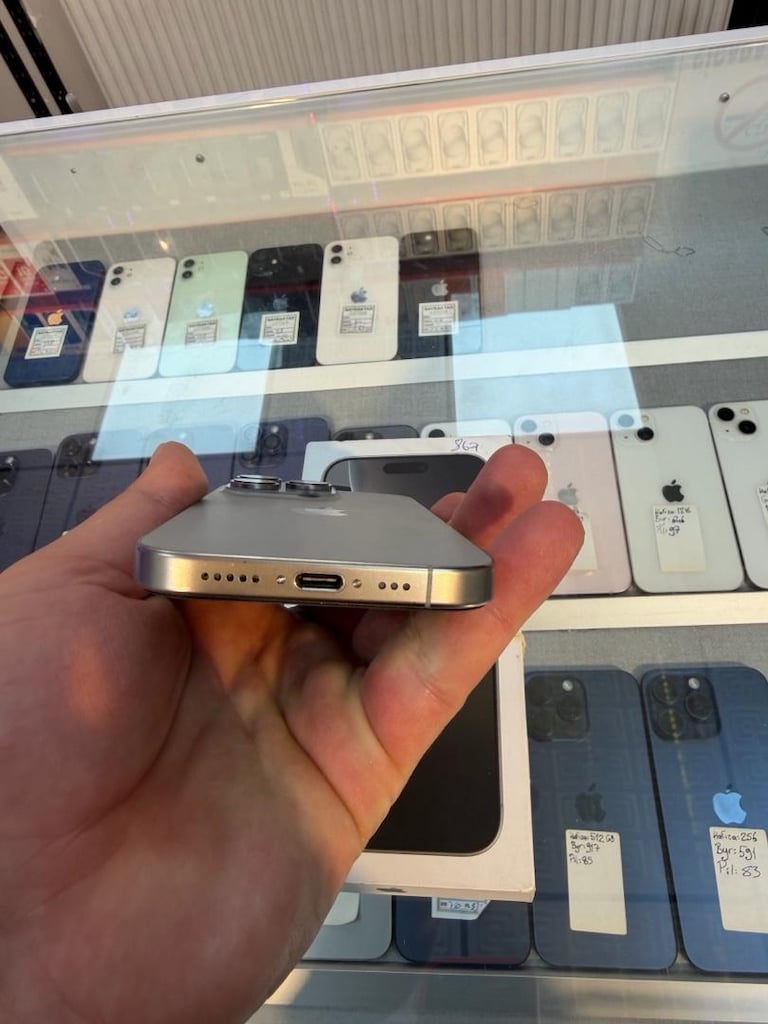 İPHONE 16 PRO NOKTA HATASIZ PİL DURUMU 90 9 AY GARANTİLİ 256 GB HAFIZ - 5