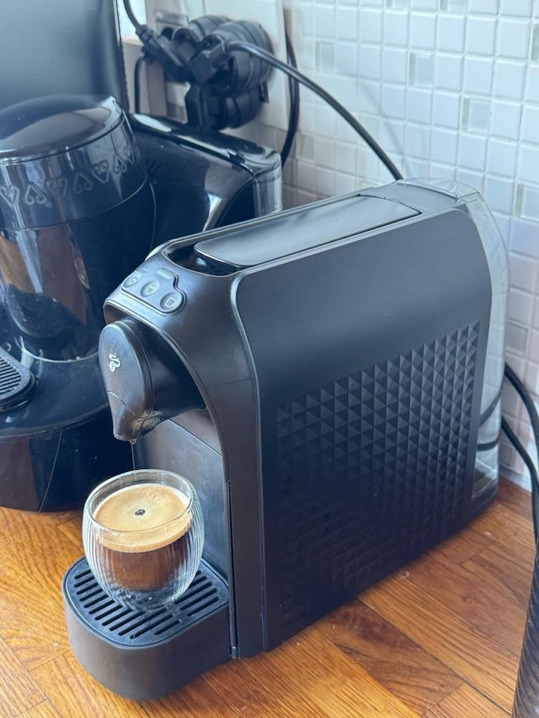 Tchibo Cafissimo Easy Siyah Kapsül Kahve Makinesi – Sorunsuz Çalışıyor - 4