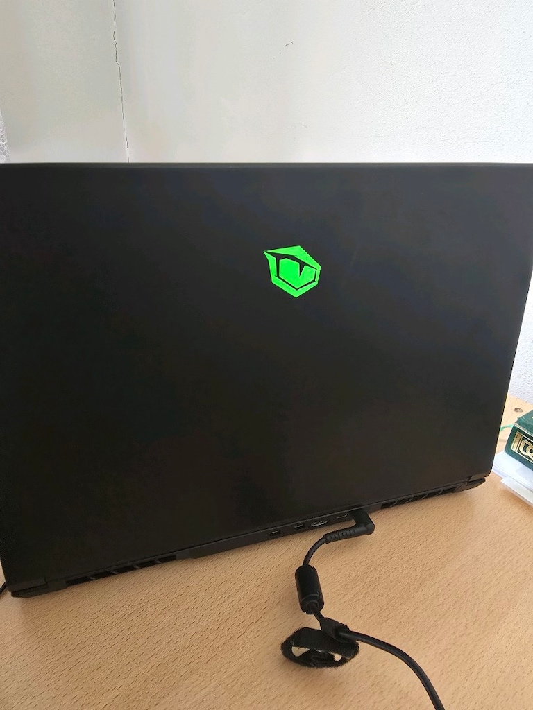 Monstar Laptop - 3