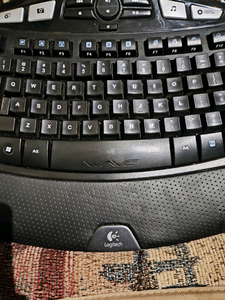 Logitech K350 - 7