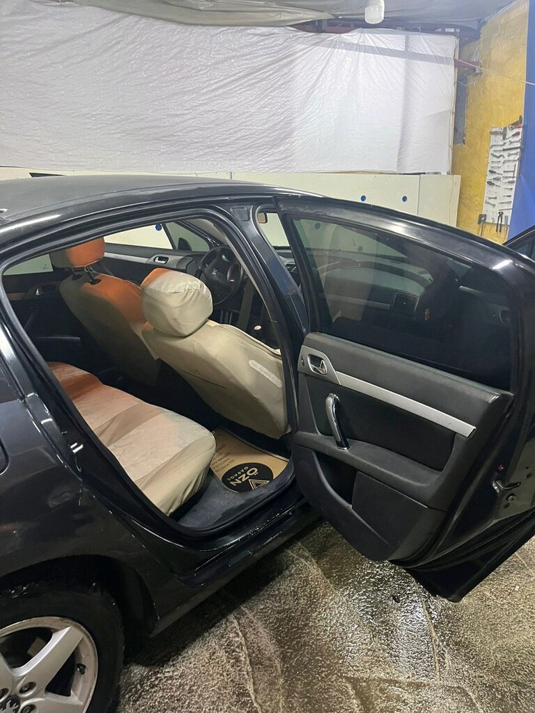 Peugeot 407 - 16