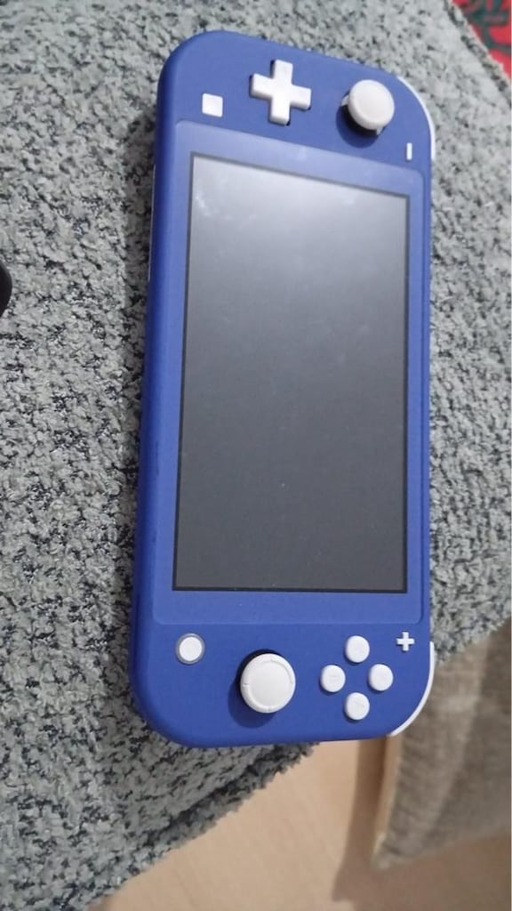 sıfır gibi Nintendo switch lite - 2