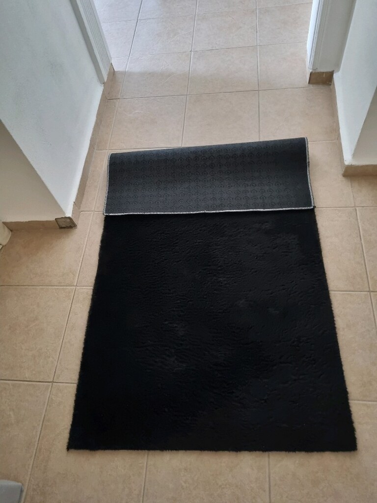 Boyu 146 eni 85Cm halı temiz - 4