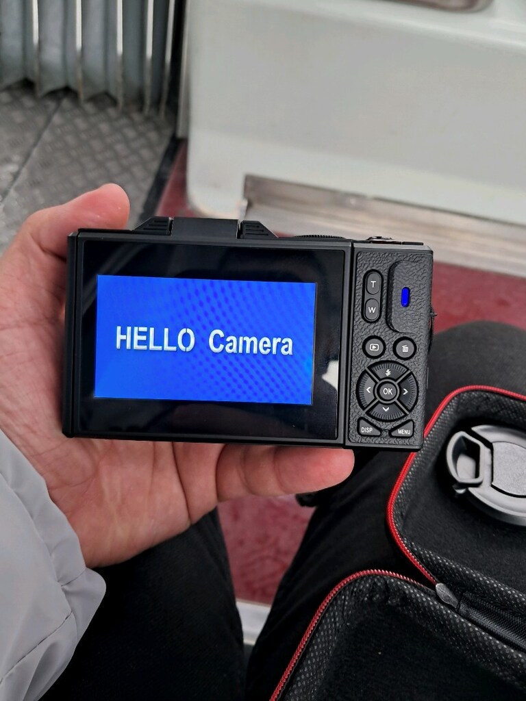5K Ultra HD Dijital Kamera 75 MP 18X Zoom Ekranlı Çantalı - 2