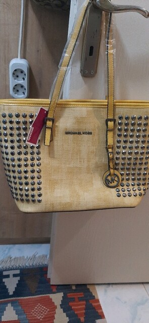 Michael kors bayan kol çantası,