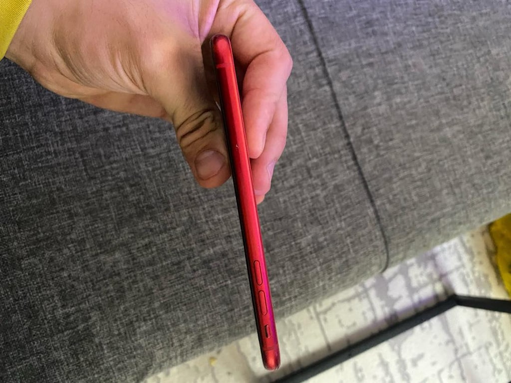 iphone 11 TR - 12