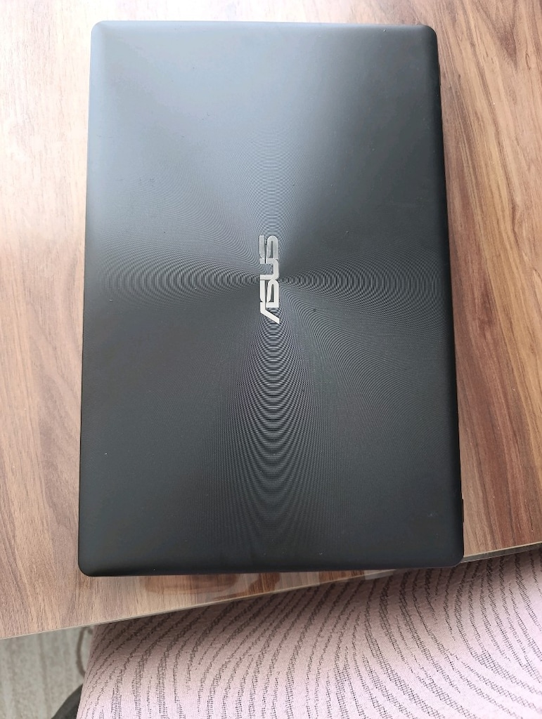 Asus Laptop - 2