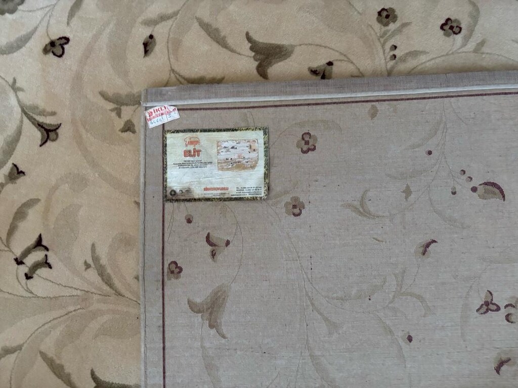 Koyunlu 6 m2 yün halı - 6