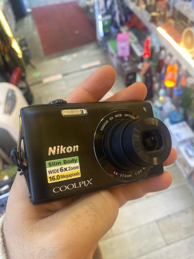 NİKON COOLPİX - 2