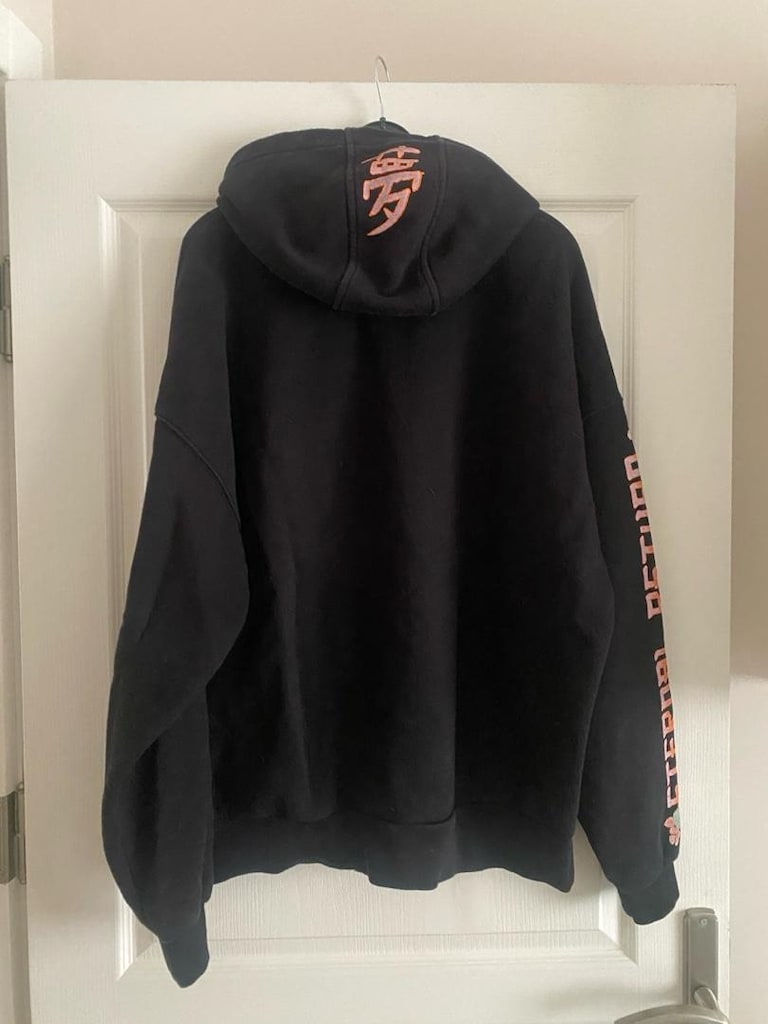 Siyah Ejderha Desenli Sweatshirt