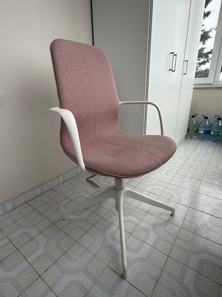 IKEA LÅNGFJÄLL Kolçaklı Çalışma Sandalyesi – Temiz ve Sorunsuz - 4