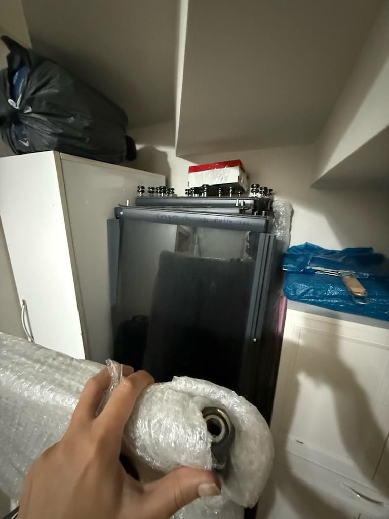 12 Kanat Füme Katlanır Cam Balkon – 176×56 cm – Aksesuarları Tam - 2