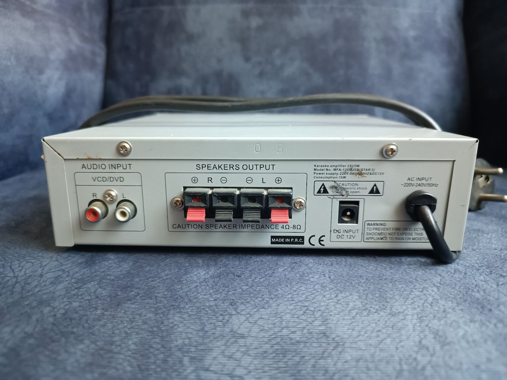 Bots 2x15W Star 2 Stereo Karaoke Amfi - USB SD Çift Mikrofon - 4
