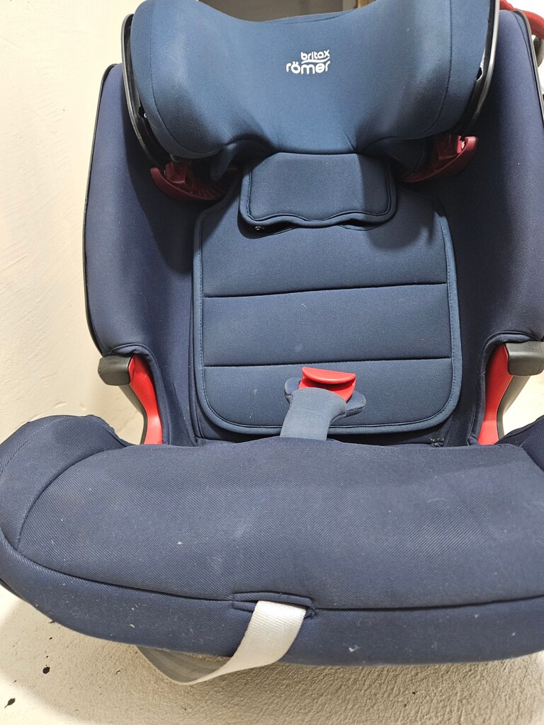 Britax Römer Advansafix IV R Çocuk Oto Koltuğu 9-36 Kg - 8