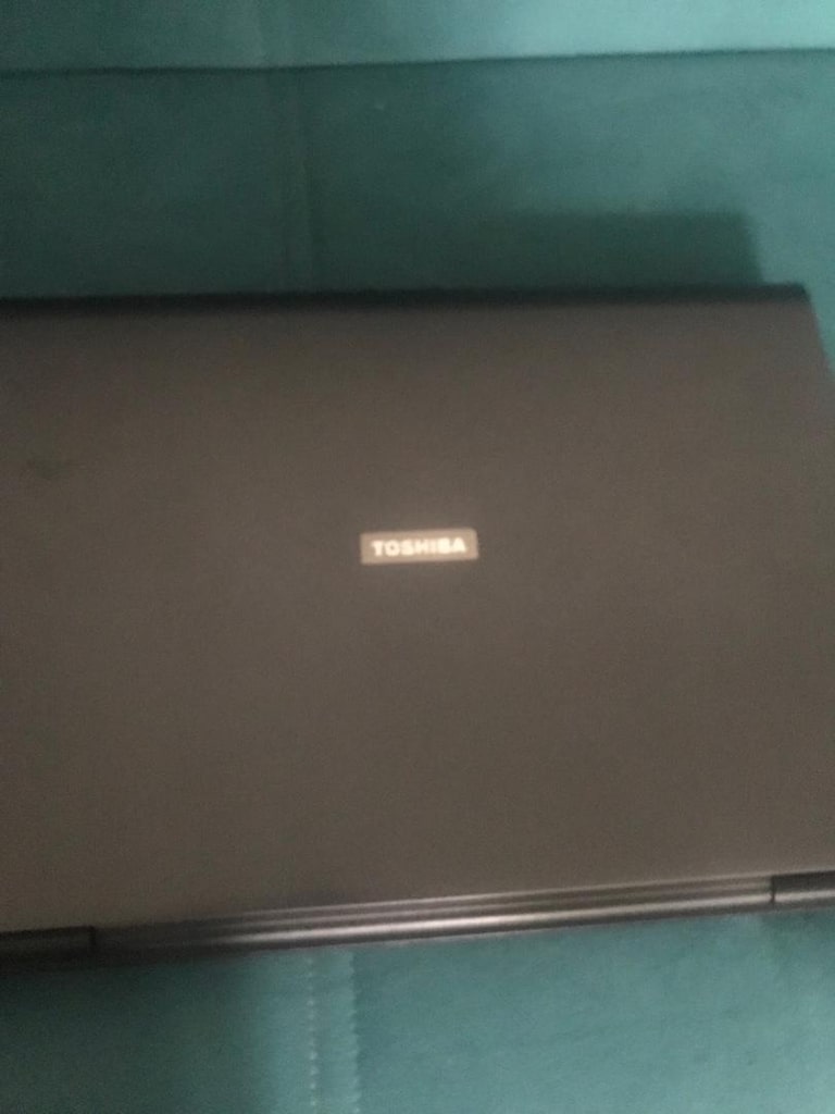 toshiba diz üstü bilgisayar şarj aleti yok açılmıyo çalışır vaziyette - 2