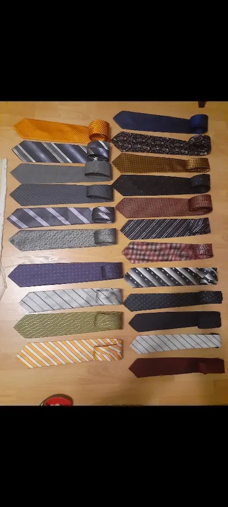20 adet kıravat sıfır ayarında tanesi 100 TL hepsine pazarlık olur