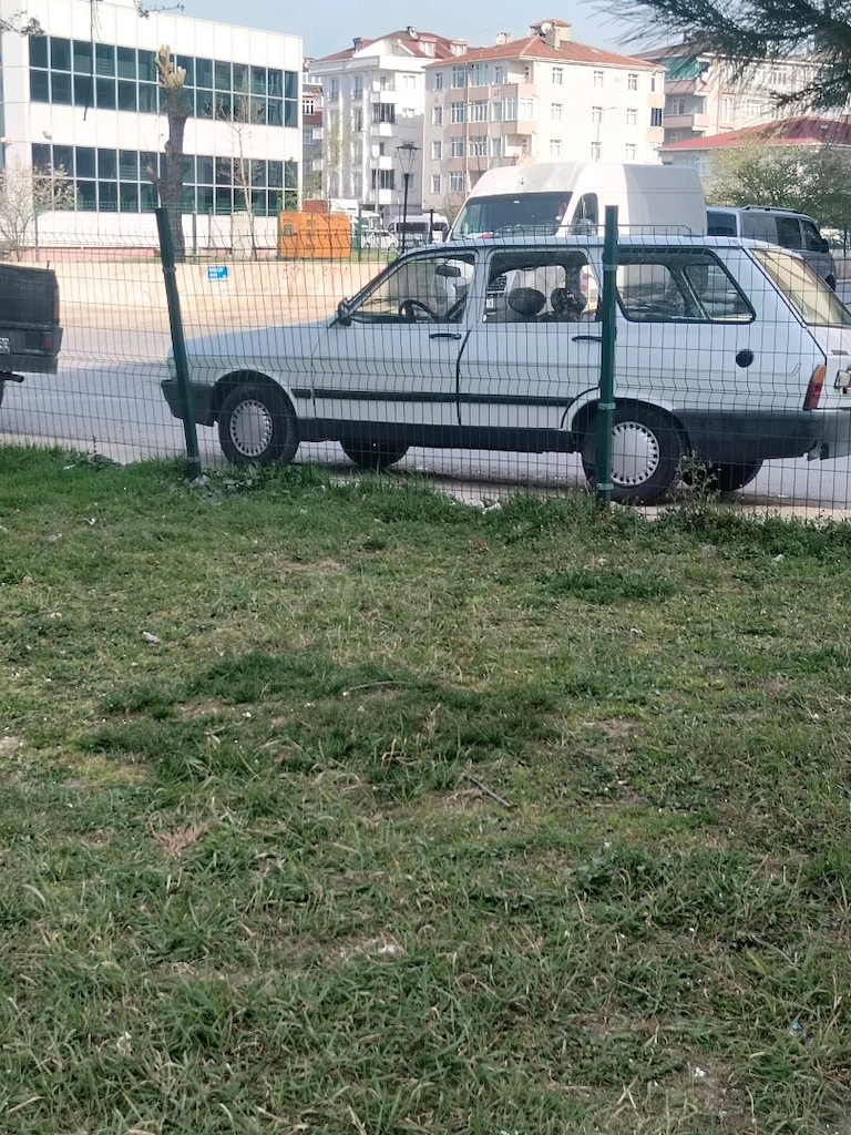 Renault 12